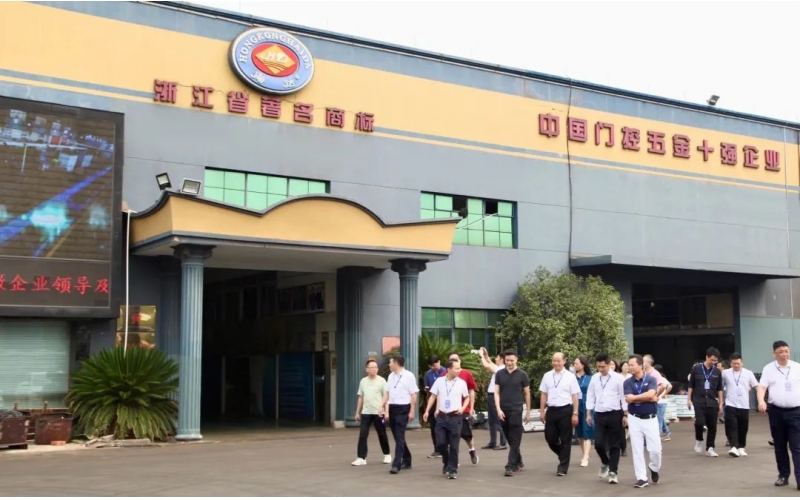 浙江省、湖州市工商聯(lián)中小微企業(yè)領(lǐng)導(dǎo)及企業(yè)家代表來海達(dá)參觀交流