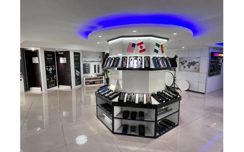 江蘇省建設(shè)機械金屬結(jié)構(gòu)協(xié)會一行參觀考察海達(dá)門控有限公司